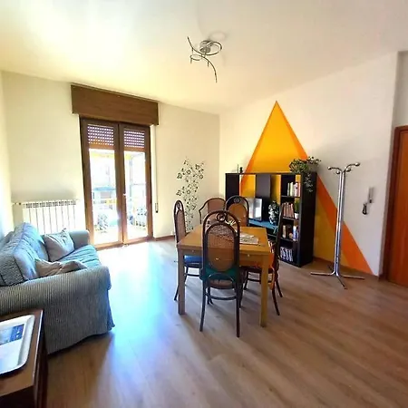 Apartment House - Leo & Malu *